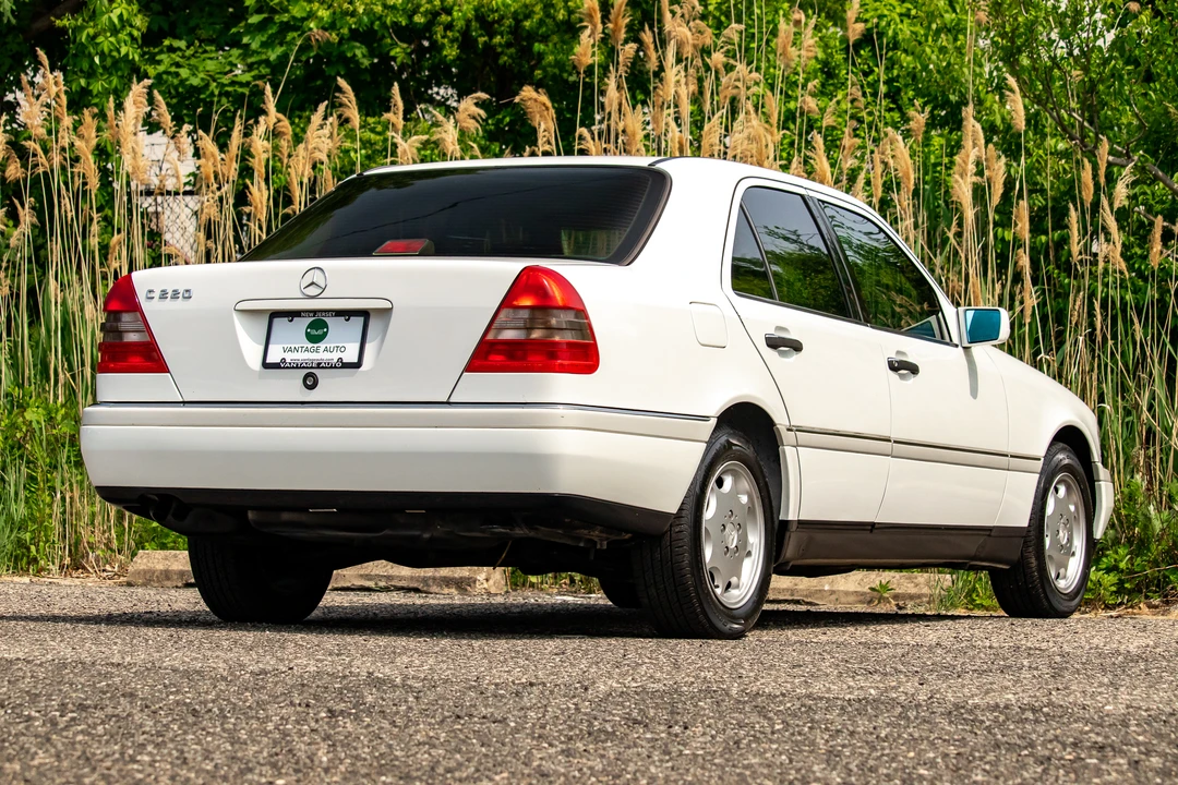 1995 Mercedes-Benz W202 C-Class - Image 14 of 31