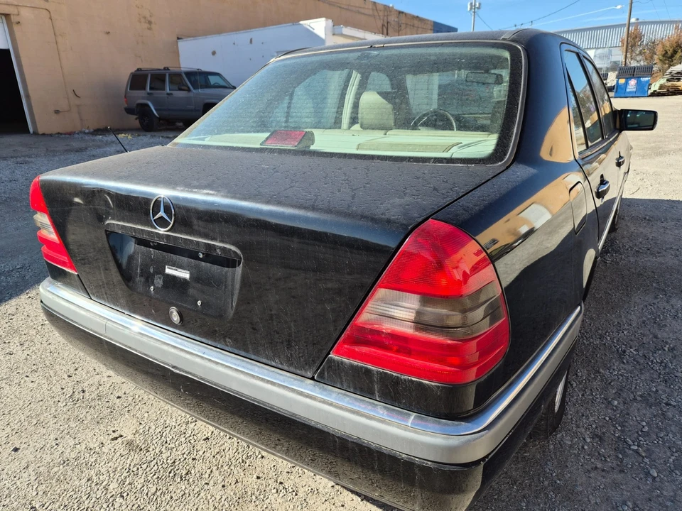 1995 Mercedes-Benz W202 C-Class - Image 2 of 6