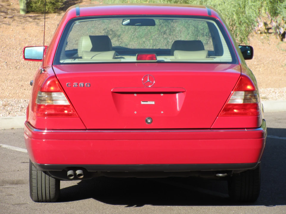 1995 Mercedes-Benz W202 C-Class - Image 11 of 31