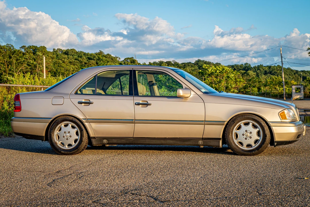 1995 Mercedes-Benz W202 C-Class - Image 17 of 31