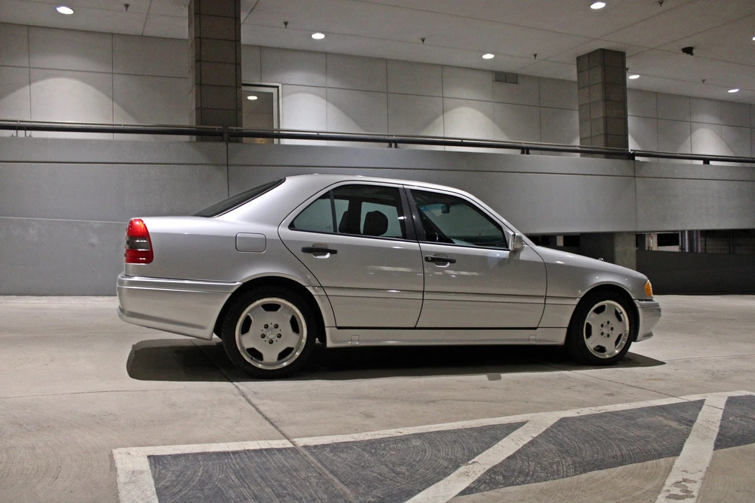 1995 Mercedes-Benz W202 C 36 & C 43 AMG - Image 10 of 31