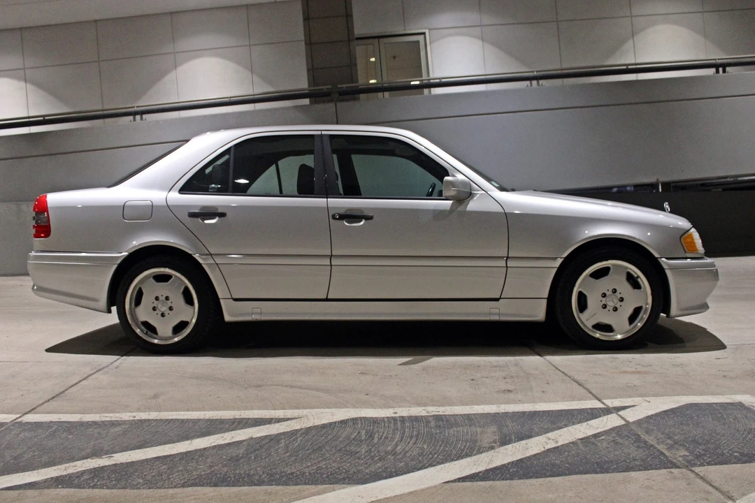 1995 Mercedes-Benz W202 C 36 & C 43 AMG - Image 11 of 31