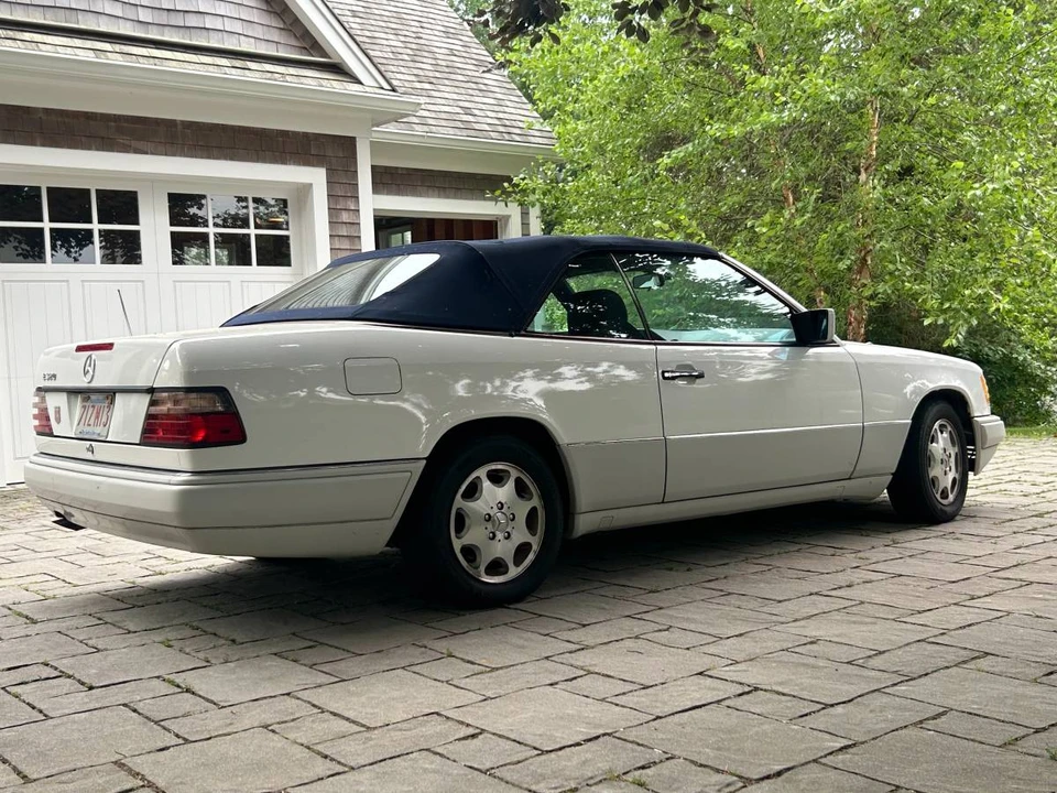 1995 Mercedes-Benz W124 E-Class - Image 3 of 8