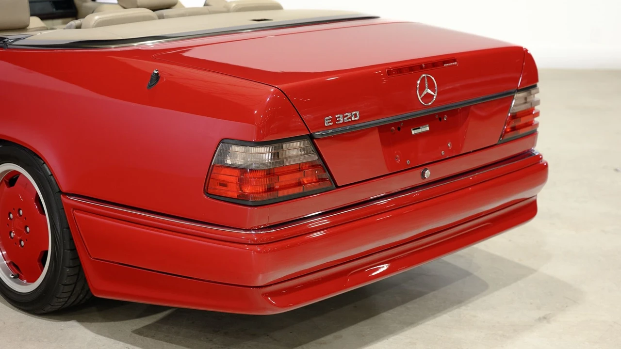 1995 Mercedes-Benz W124 E-Class - Image 23 of 31