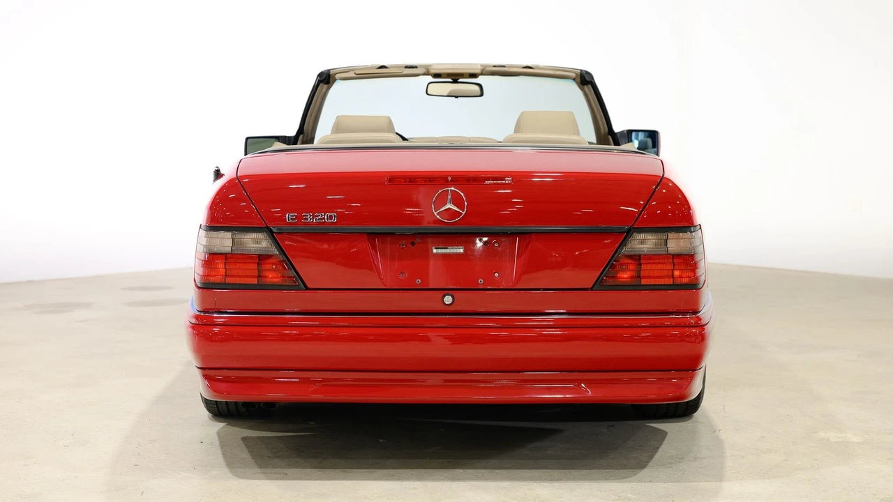 1995 Mercedes-Benz W124 E-Class - Image 3 of 31