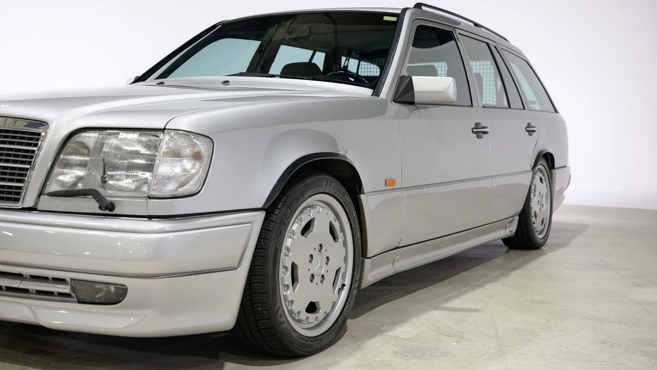1995 Mercedes-Benz W124 E-Class - Image 24 of 31