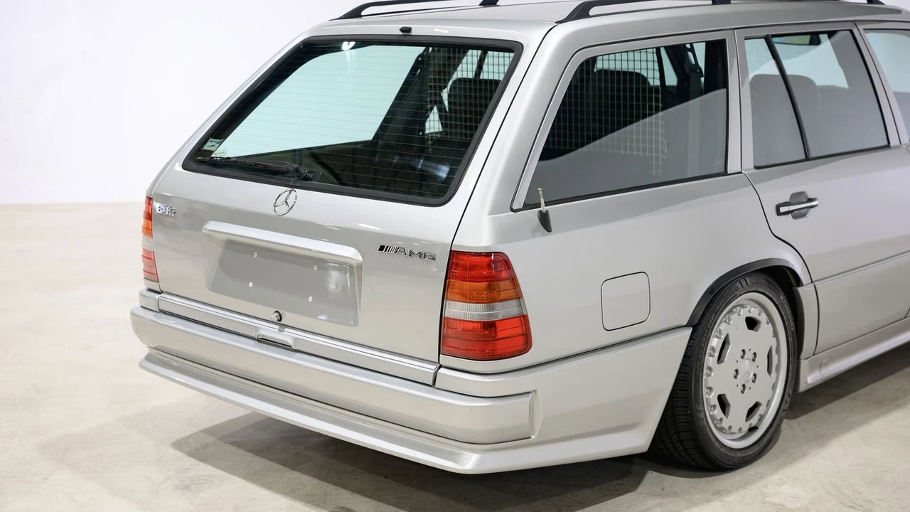 1995 Mercedes-Benz W124 E-Class - Image 28 of 31