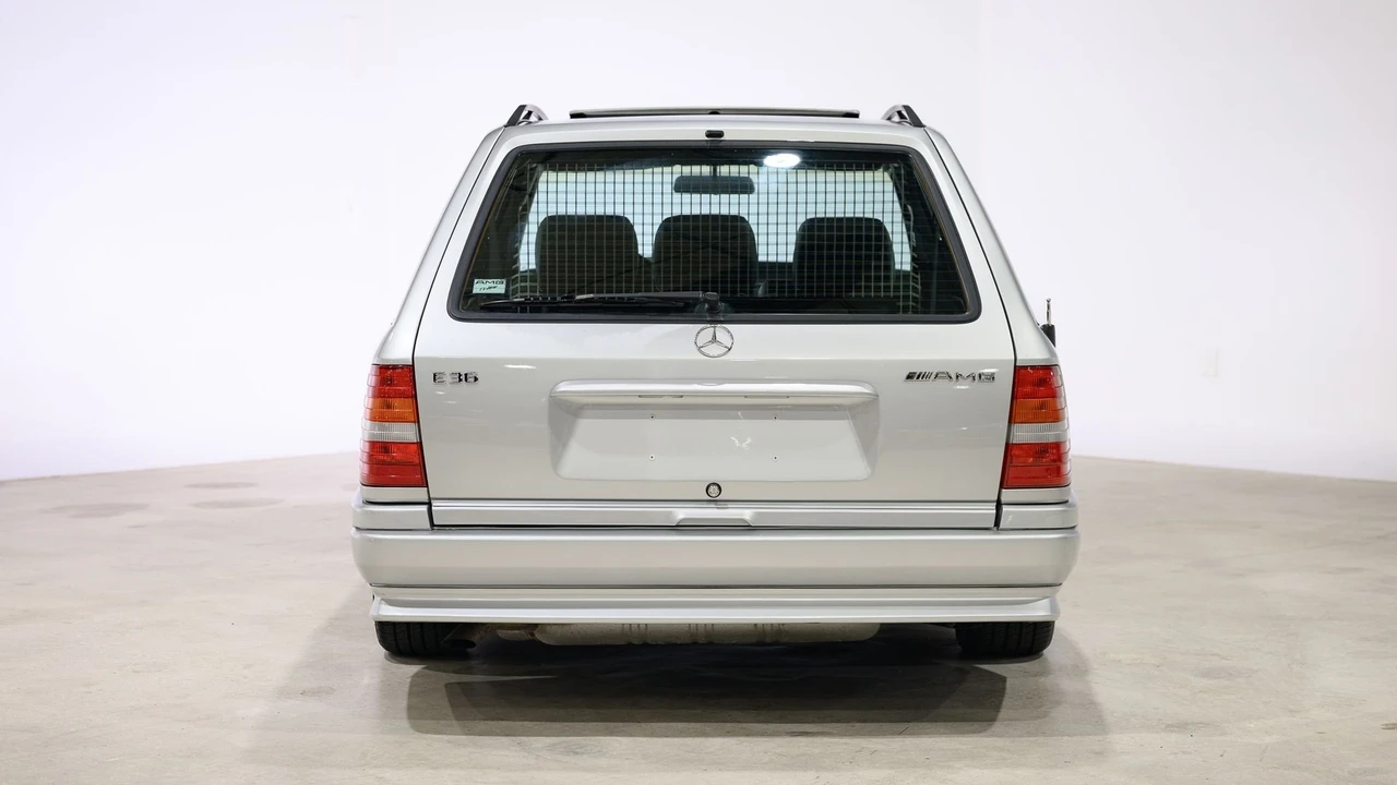1995 Mercedes-Benz W124 E-Class - Image 3 of 31