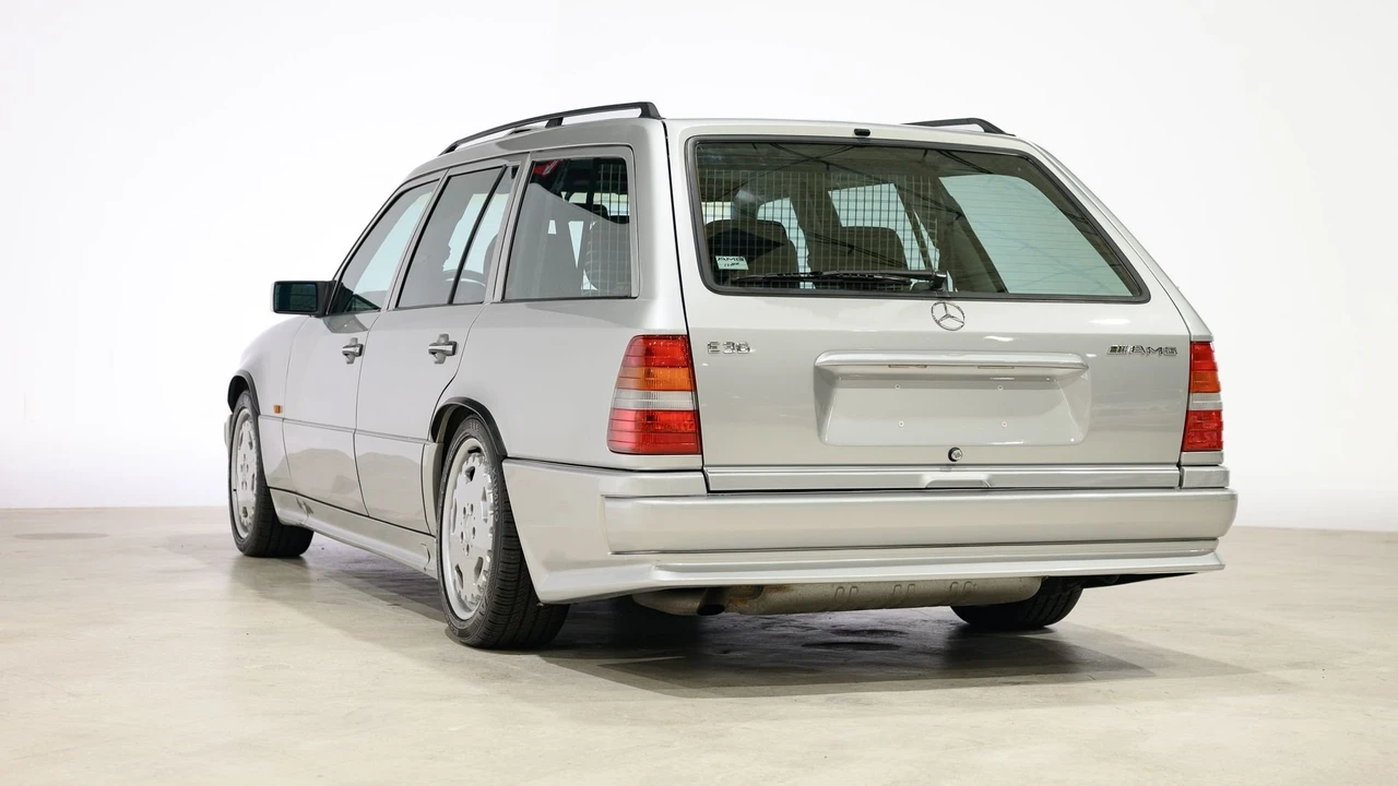 1995 Mercedes-Benz W124 E-Class - Image 21 of 31