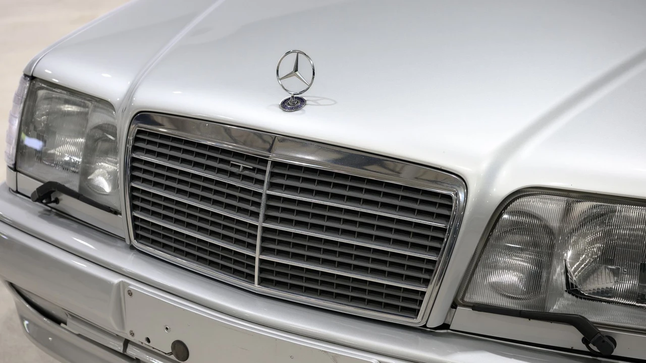 1995 Mercedes-Benz W124 E-Class - Image 16 of 31