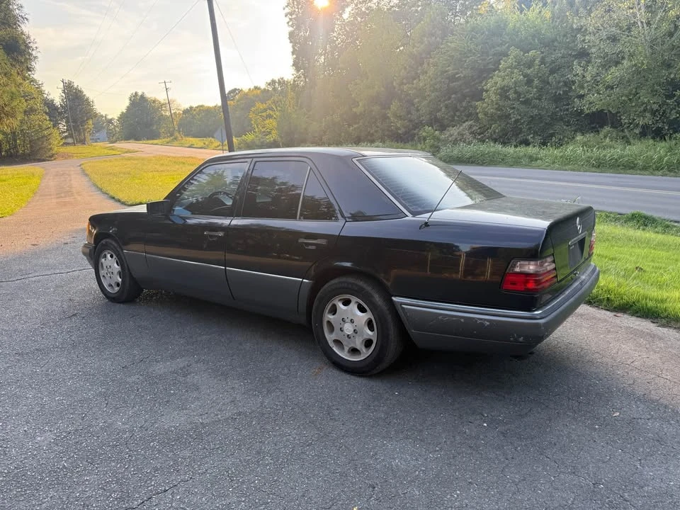 1995 Mercedes-Benz W124 E-Class - Image 6 of 20