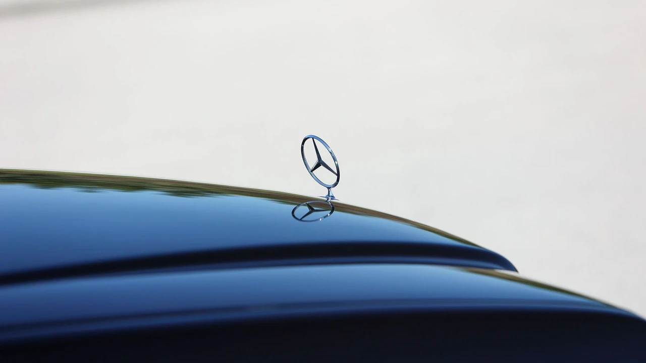 1995 Mercedes-Benz 500E & E500 - Image 18 of 31