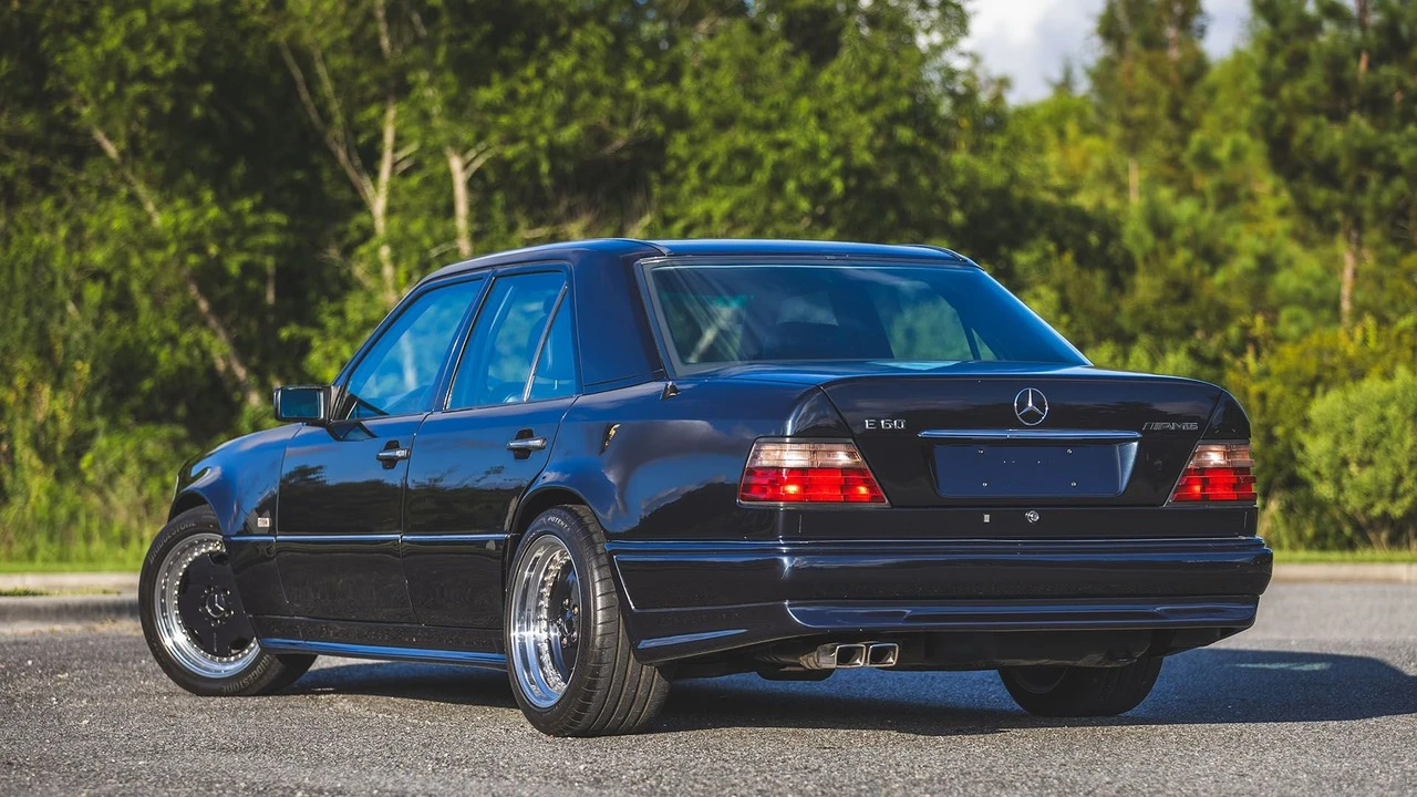 1995 Mercedes-Benz W124 E-Class - Image 16 of 31