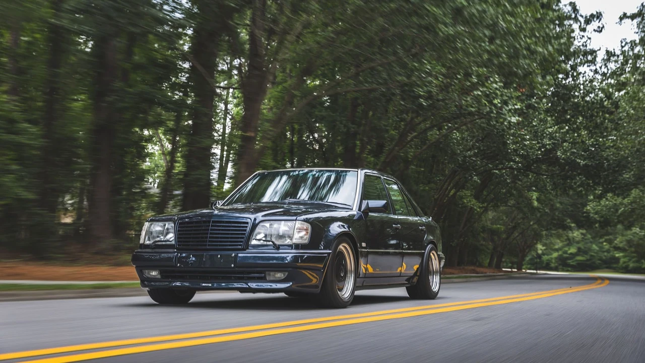 1995 Mercedes-Benz W124 E-Class - Image 25 of 31
