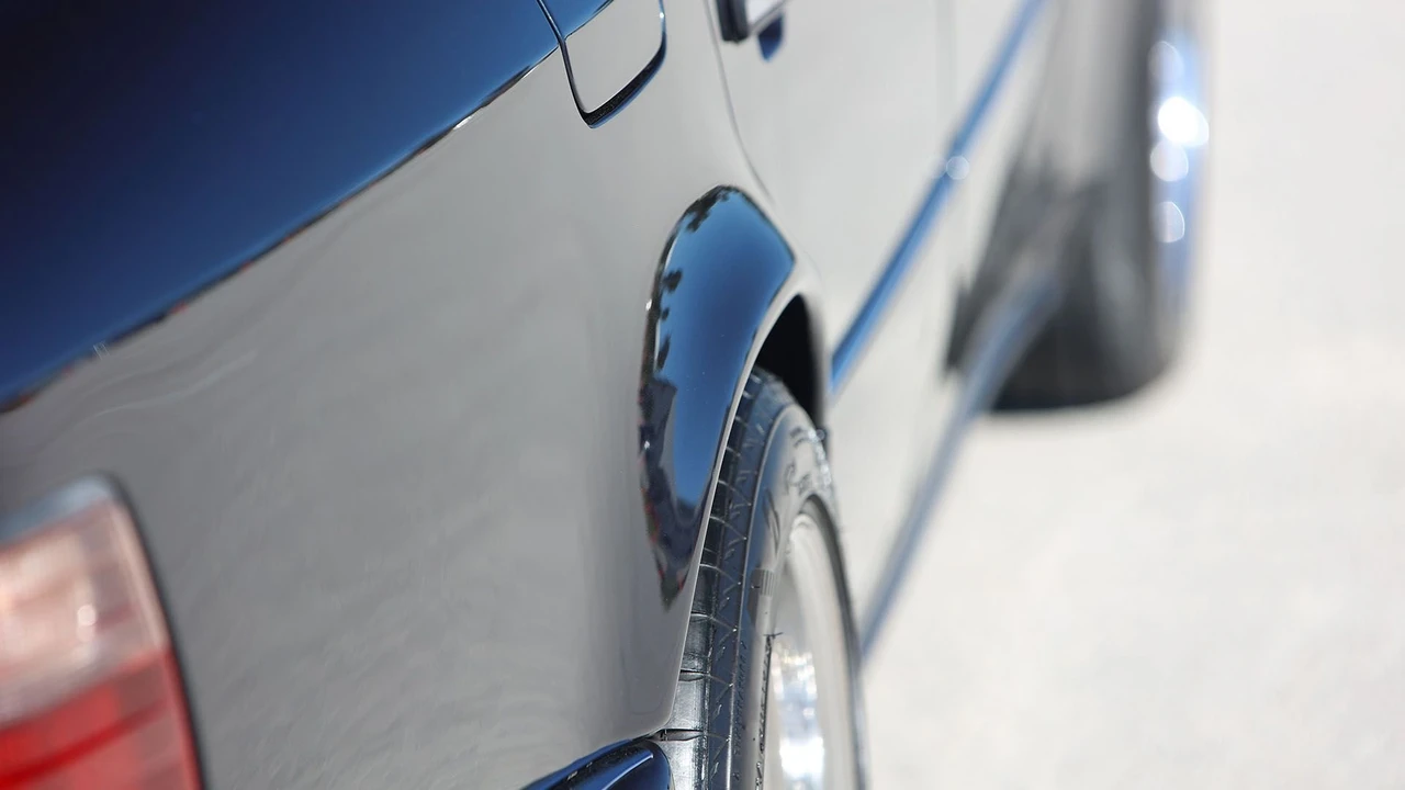 1995 Mercedes-Benz 500E & E500 - Image 29 of 31