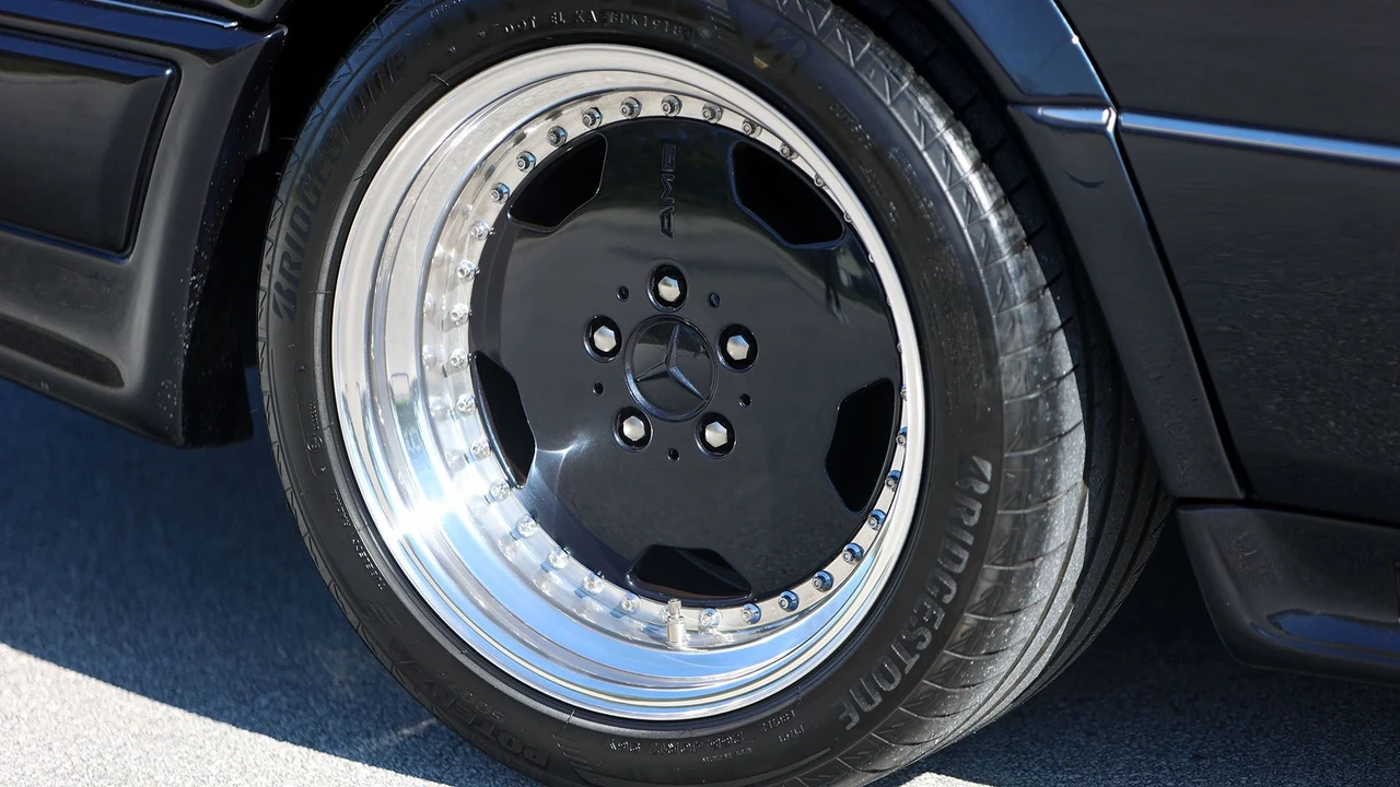 1995 Mercedes-Benz 500E & E500 - Image 30 of 31