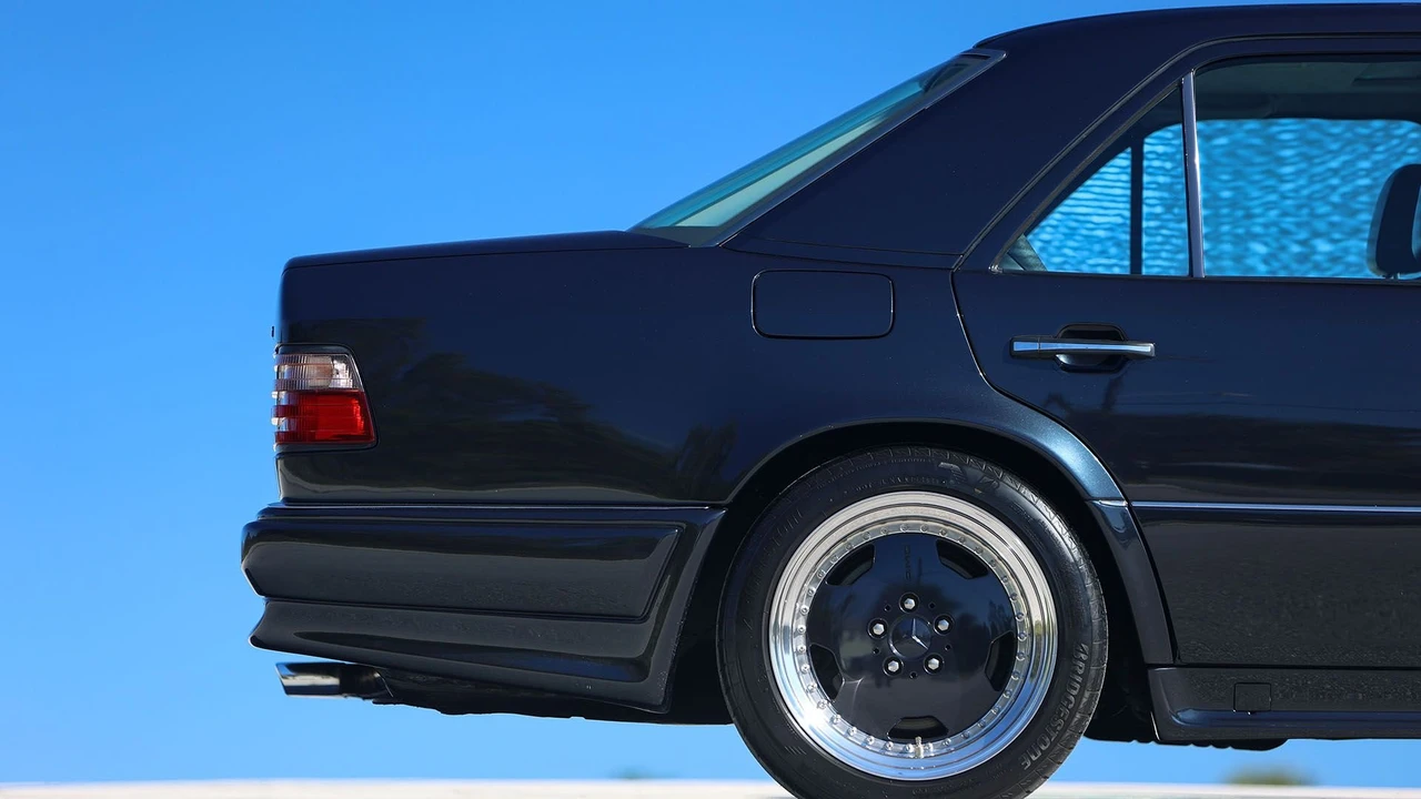 1995 Mercedes-Benz 500E & E500 - Image 9 of 31