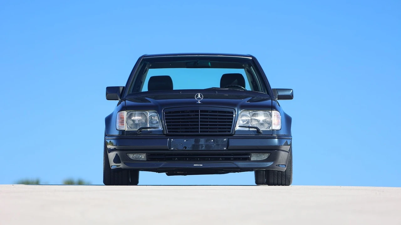 1995 Mercedes-Benz 500E & E500 - Image 2 of 31