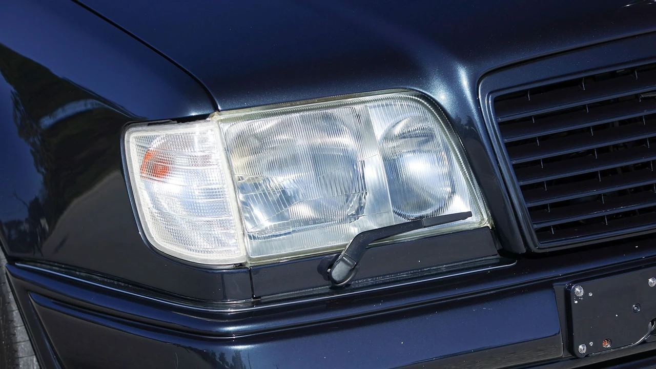 1995 Mercedes-Benz 500E & E500 - Image 11 of 31