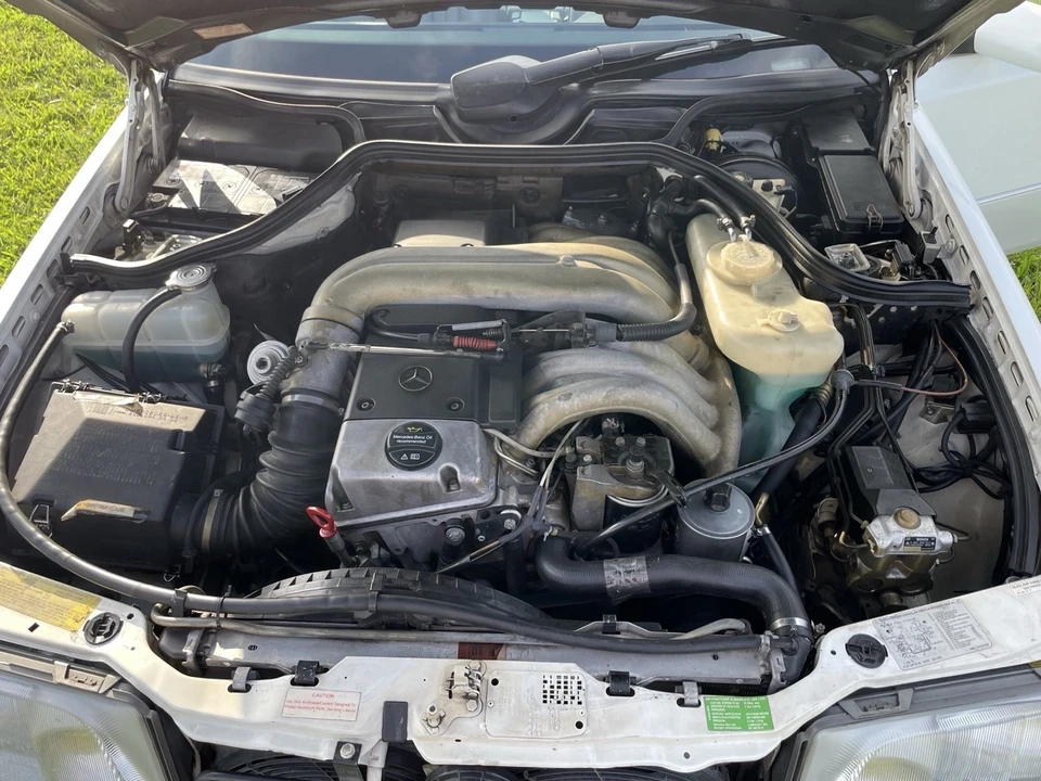 1995 Mercedes-Benz W124 E-Class - Image 19 of 19