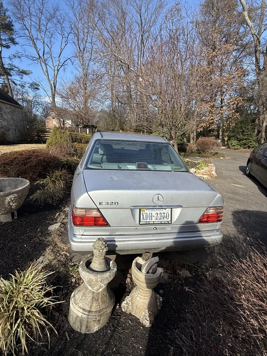 1995 Mercedes-Benz W124 E-Class - Image 3 of 4