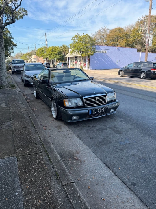 1995 Mercedes-Benz W124 E-Class - Image 13 of 18