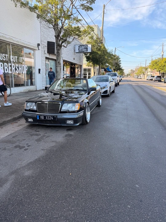 1995 Mercedes-Benz W124 E-Class - Image 14 of 18