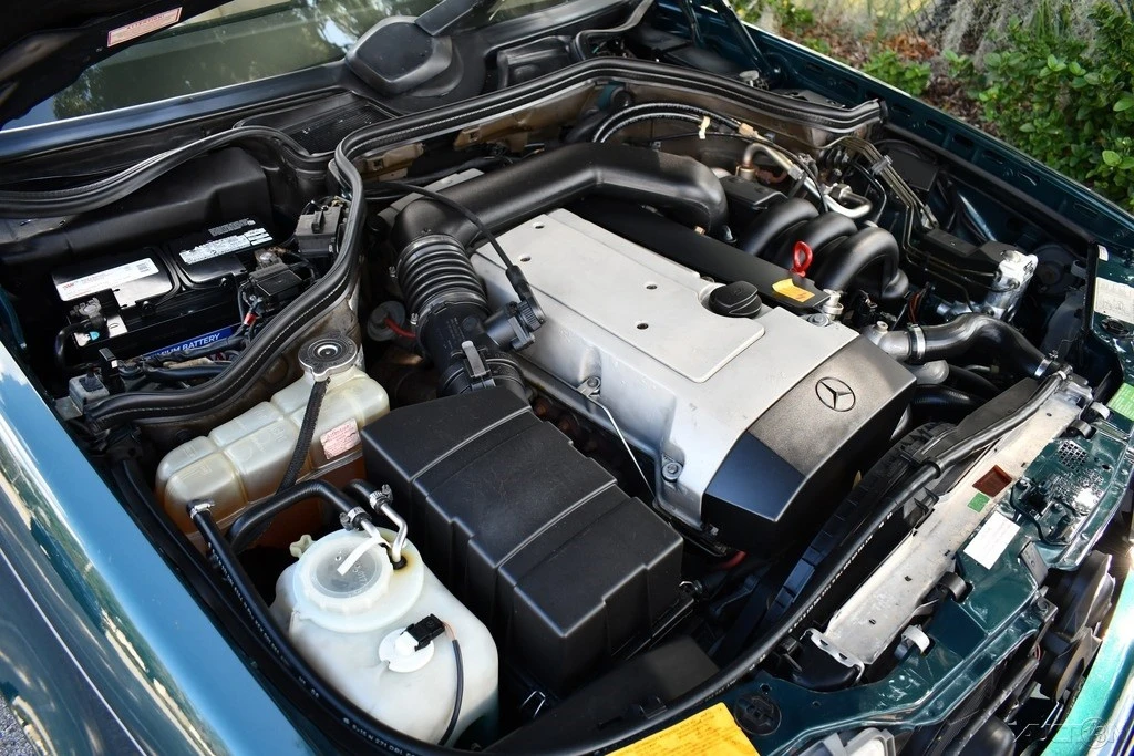 1995 Mercedes-Benz W124 E-Class - Image 12 of 24