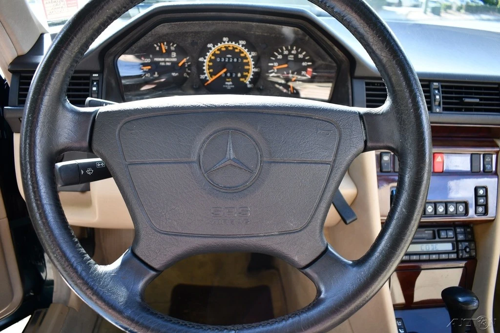1995 Mercedes-Benz W124 E-Class - Image 17 of 21