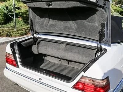 1995 Mercedes-Benz W124 E-Class - Image 17 of 21