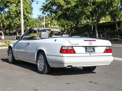 1995 Mercedes-Benz W124 E-Class - Image 7 of 21