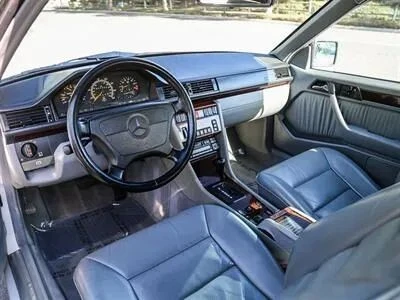 1995 Mercedes-Benz W124 E-Class - Image 24 of 31