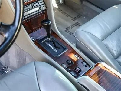 1995 Mercedes-Benz W124 E-Class - Image 21 of 21