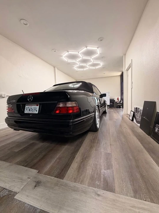 1995 Mercedes-Benz W124 E-Class - Image 7 of 18