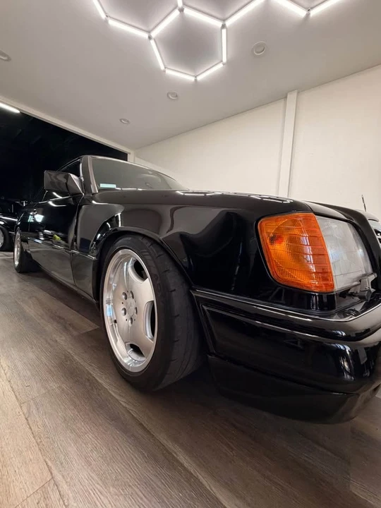 1995 Mercedes-Benz W124 E-Class - Image 15 of 18