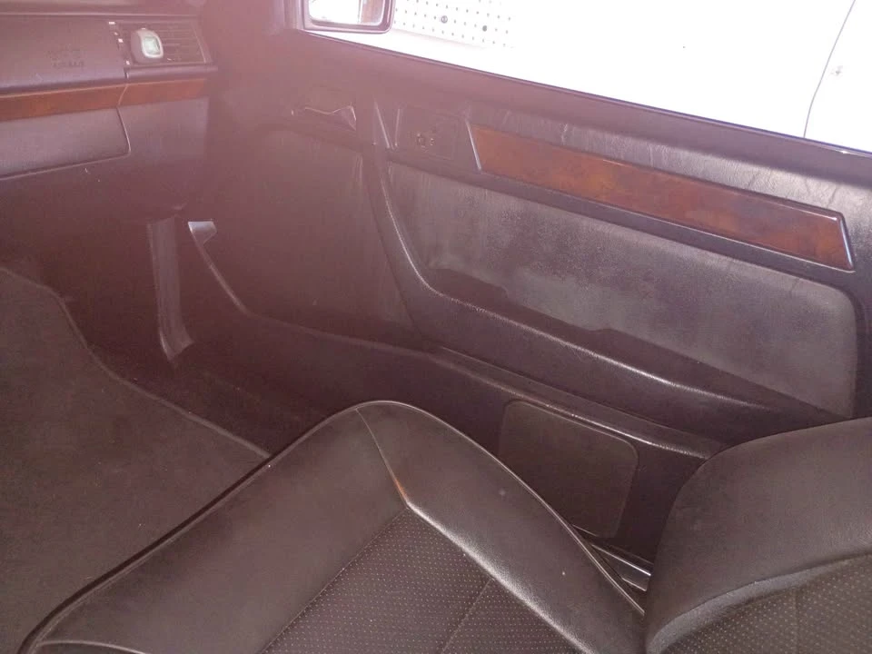 1995 Mercedes-Benz W124 E-Class - Image 13 of 13