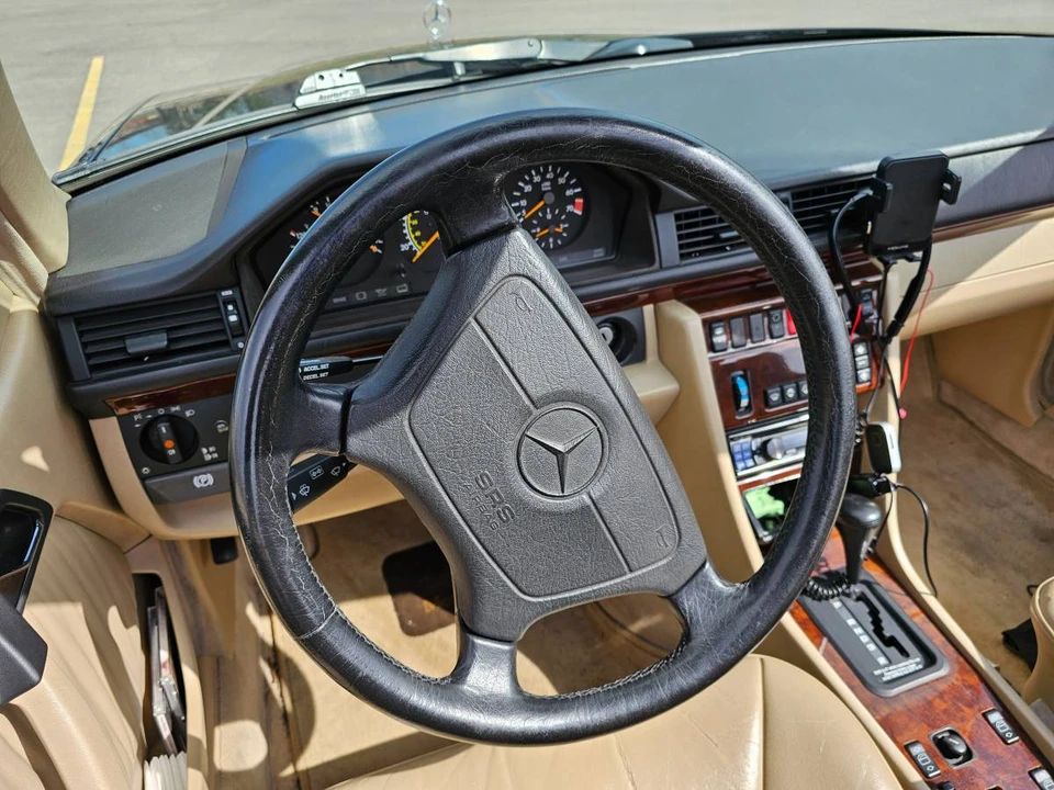 1995 Mercedes-Benz W124 E-Class - Image 8 of 9