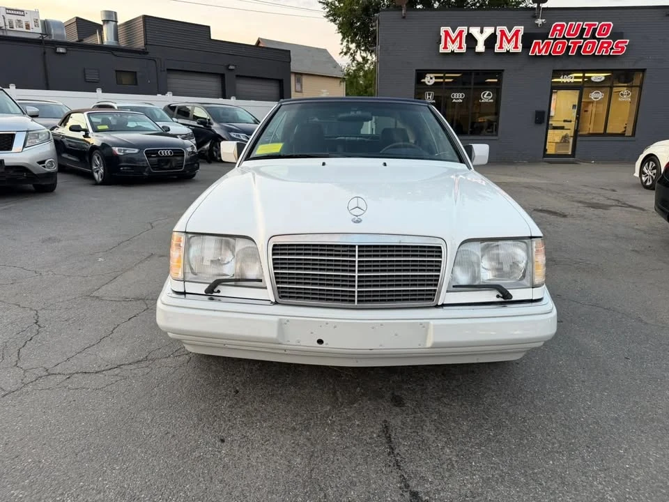 1995 Mercedes-Benz W124 E-Class - Image 2 of 19