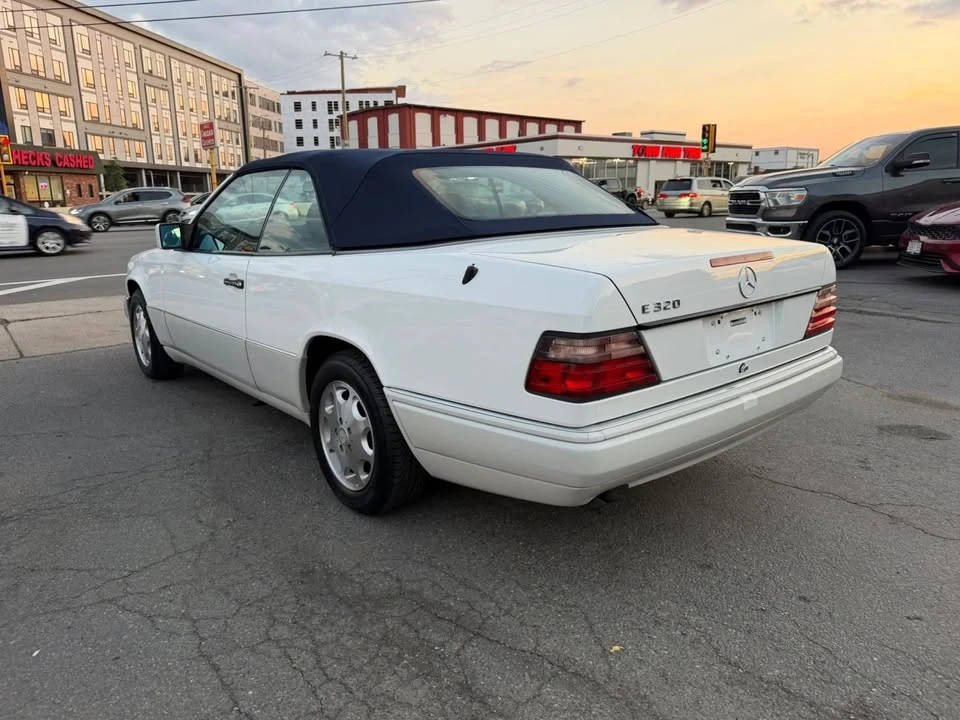 1995 Mercedes-Benz W124 E-Class - Image 6 of 19