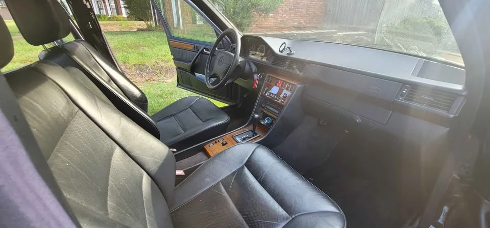 1995 Mercedes-Benz W124 E-Class - Image 13 of 15