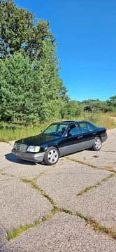 1995 Mercedes-Benz E-Class E 320 Sedan 4D