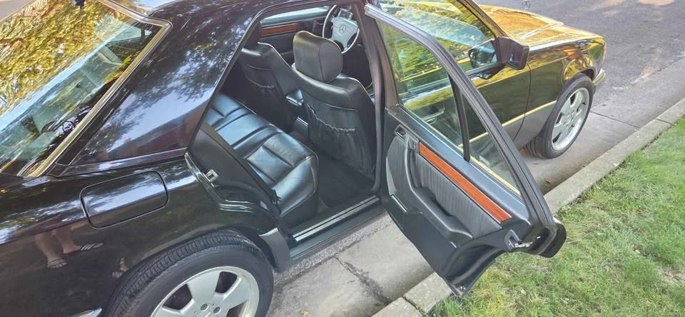 1995 Mercedes-Benz W124 E-Class - Image 19 of 20