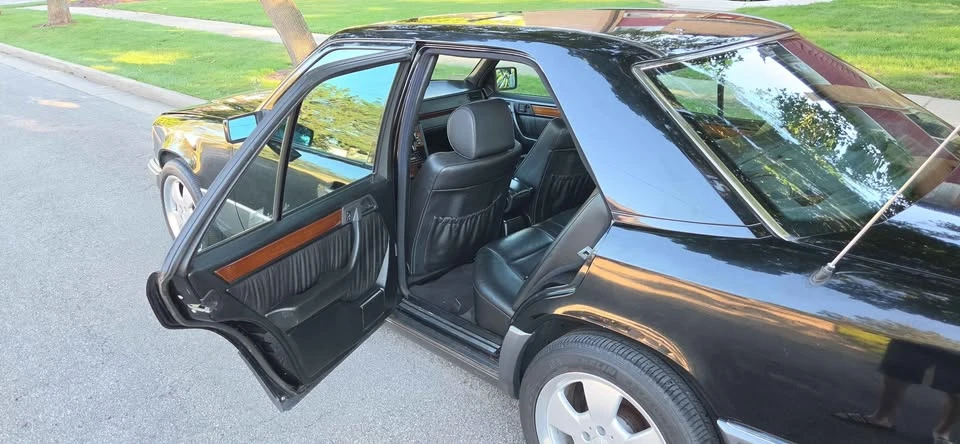 1995 Mercedes-Benz W124 E-Class - Image 15 of 20