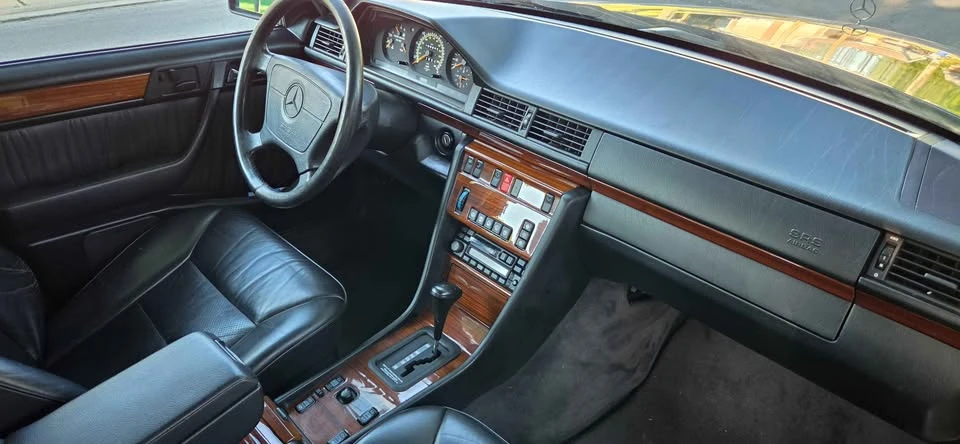 1995 Mercedes-Benz W124 E-Class - Image 17 of 20
