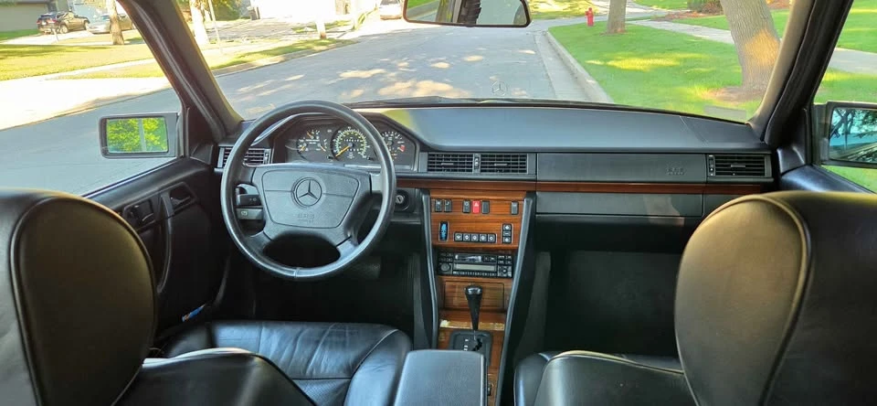 1995 Mercedes-Benz W124 E-Class - Image 18 of 20
