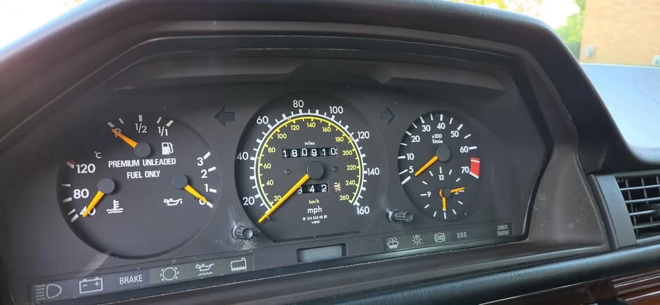 1995 Mercedes-Benz W124 E-Class - Image 14 of 20