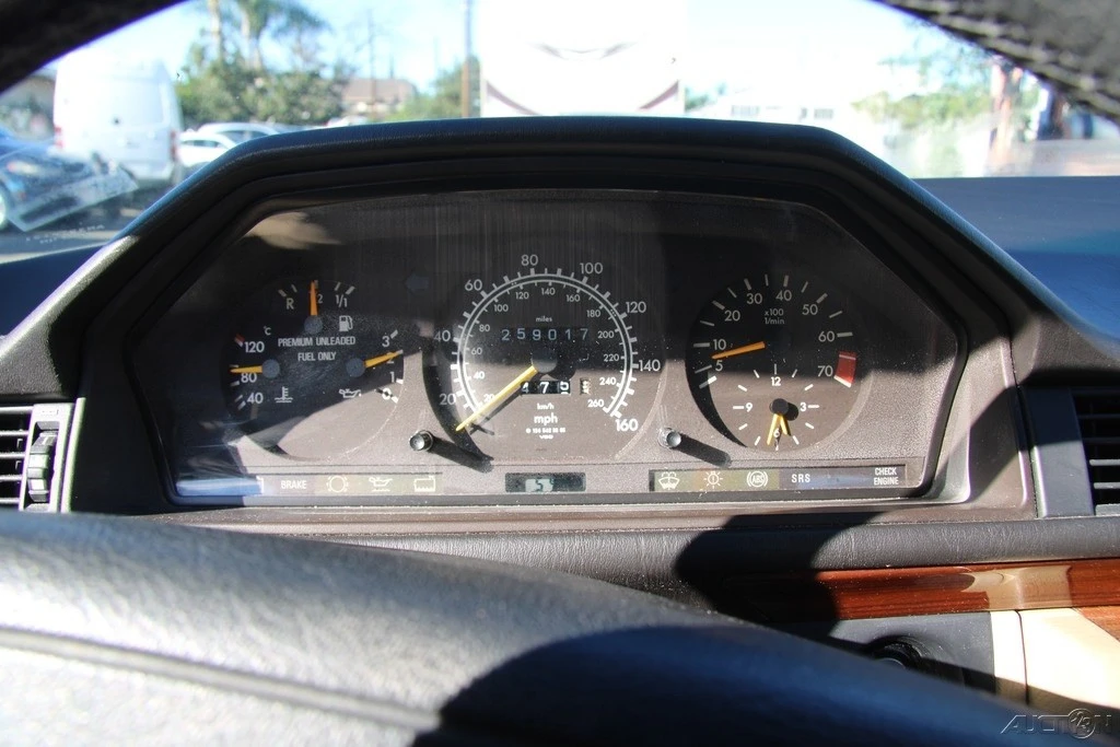 1995 Mercedes-Benz W124 E-Class - Image 15 of 21