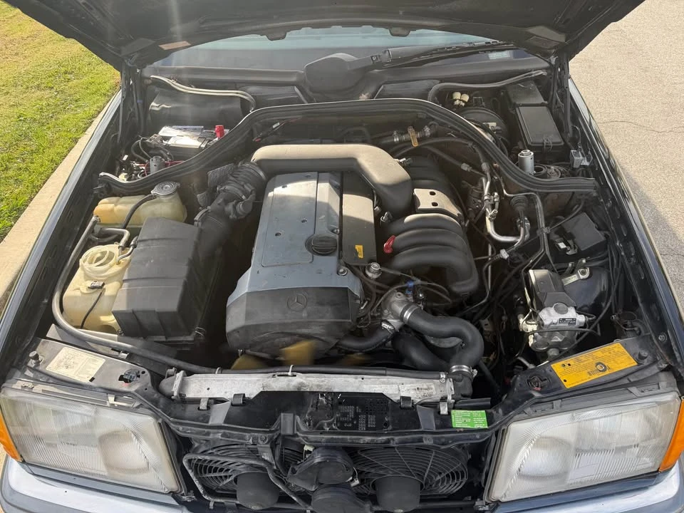 1995 Mercedes-Benz W124 E-Class - Image 6 of 9