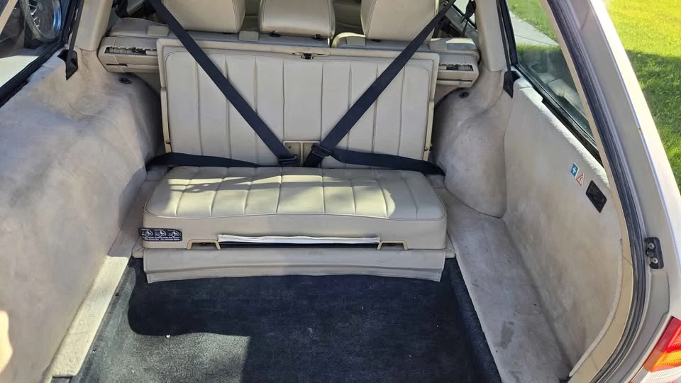 1995 Mercedes-Benz W124 E-Class - Image 11 of 11