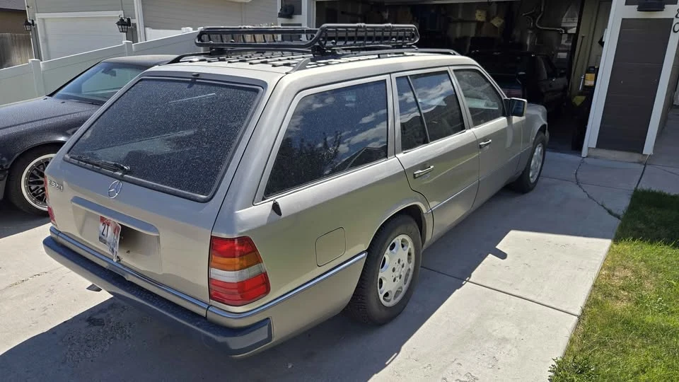 1995 Mercedes-Benz W124 E-Class - Image 4 of 11
